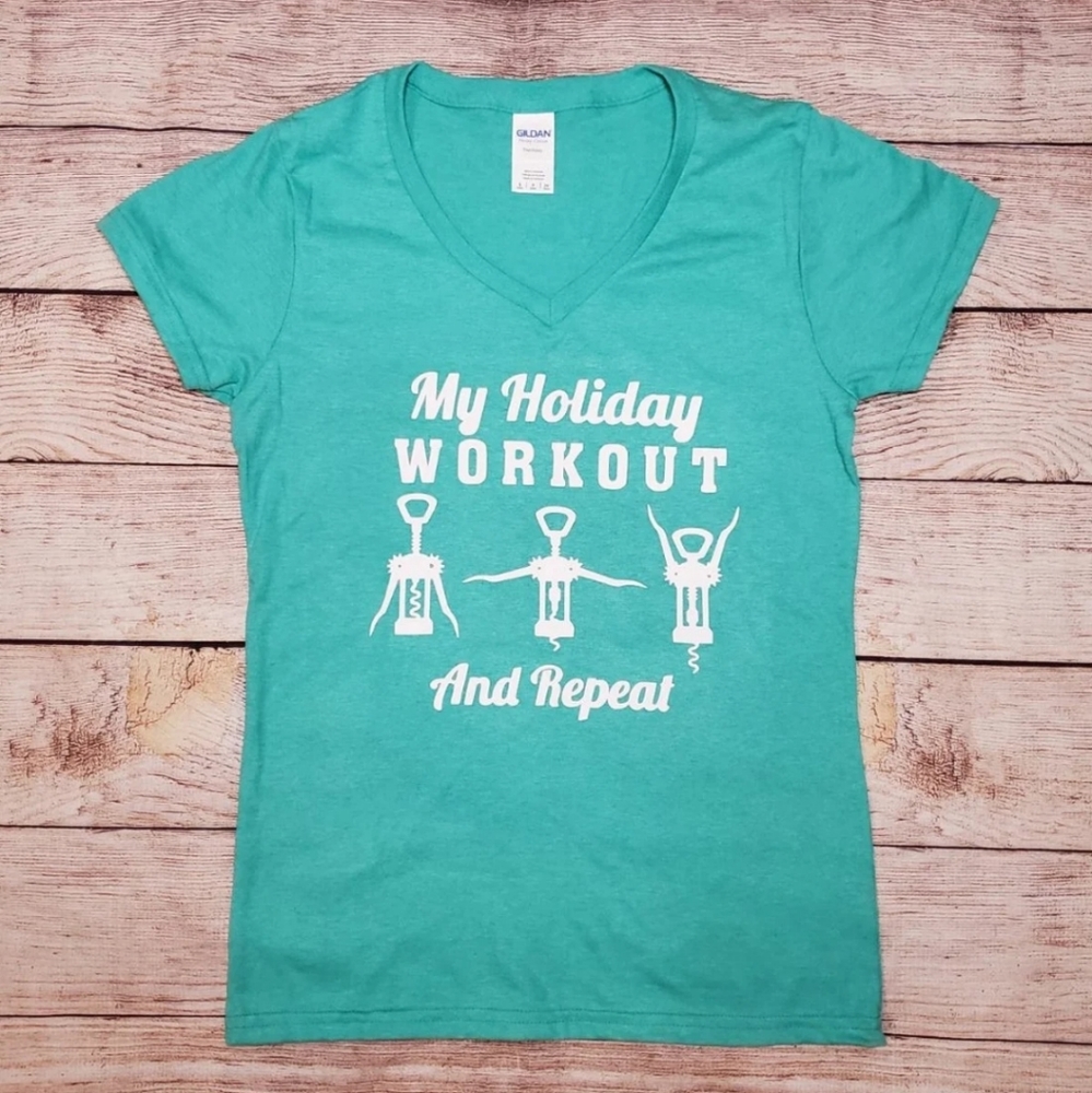 My holiday workout wine v neck graphic tee shirt